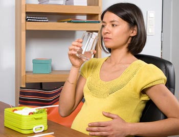 Изжога во время беременности. Причины. Как справиться с изжогой?