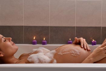 Можно ли принимать ванну при беременности?